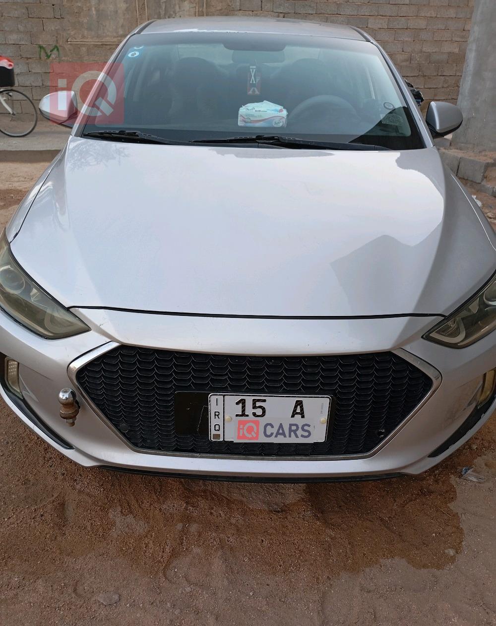 هیوندای ئەلەنترا